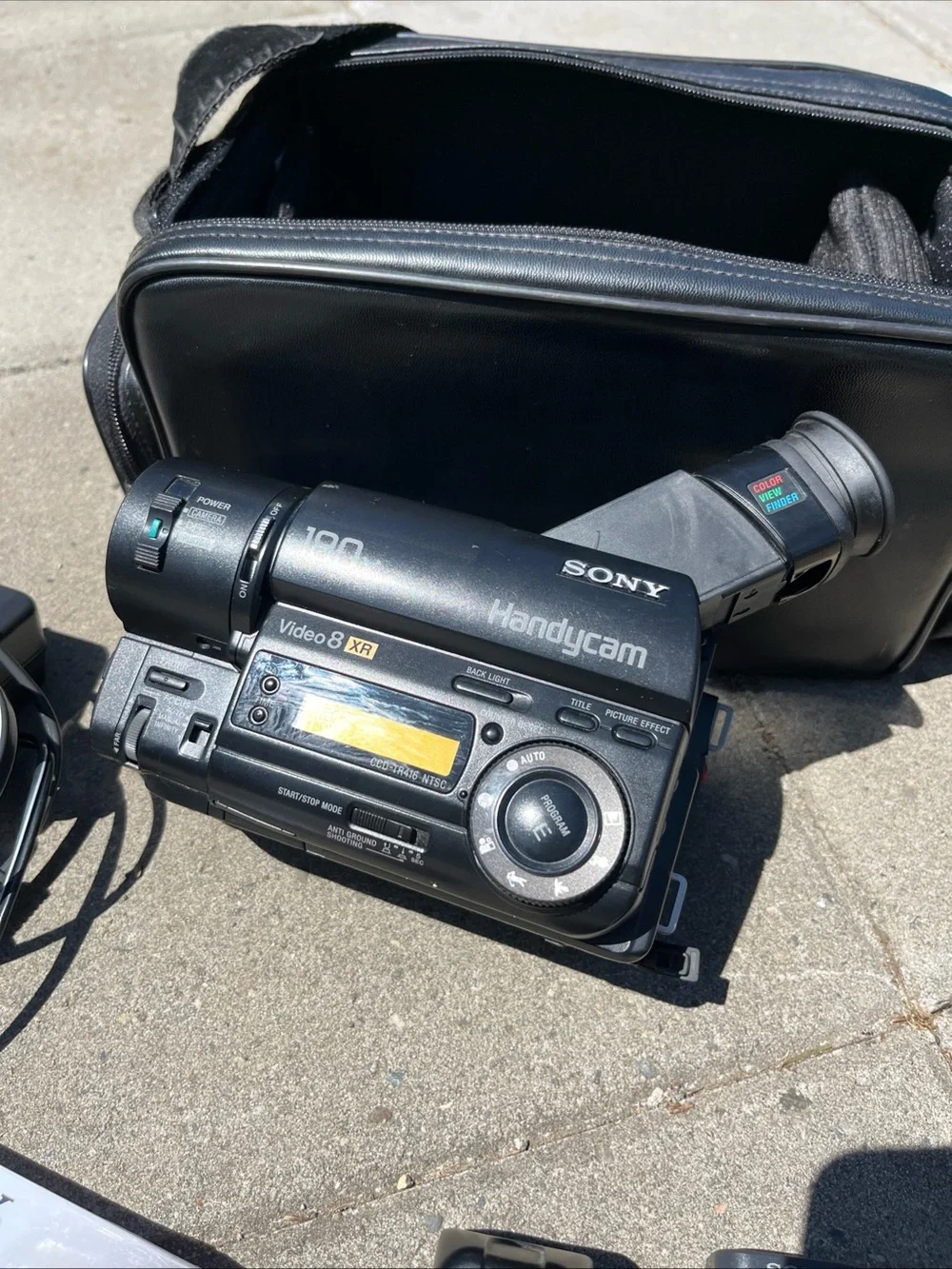 Sony Black Handycam Video8 XR 180x Digital Zoom Camcorder READ
